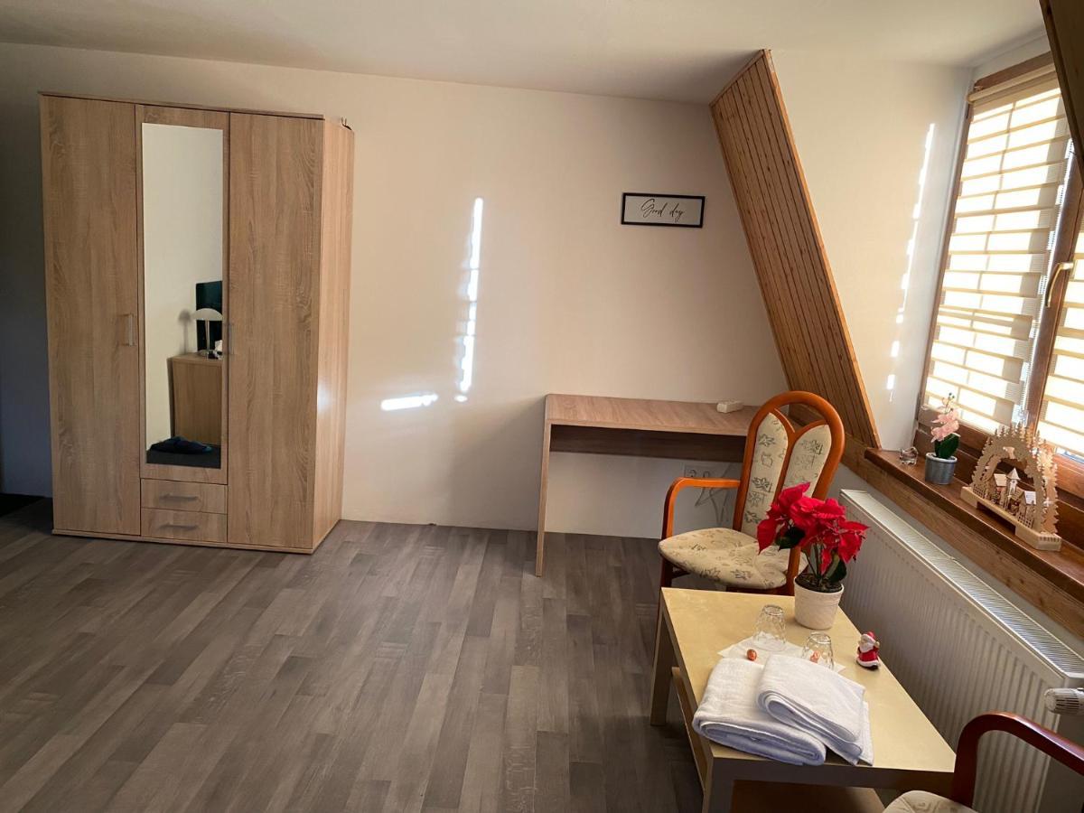Zimmervermietung Abir Dresden Ngoại thất bức ảnh